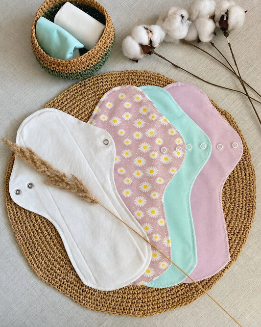 Set de 4 Compresas Menstruales Reutilizables de Algodón (Colores Surtidos)